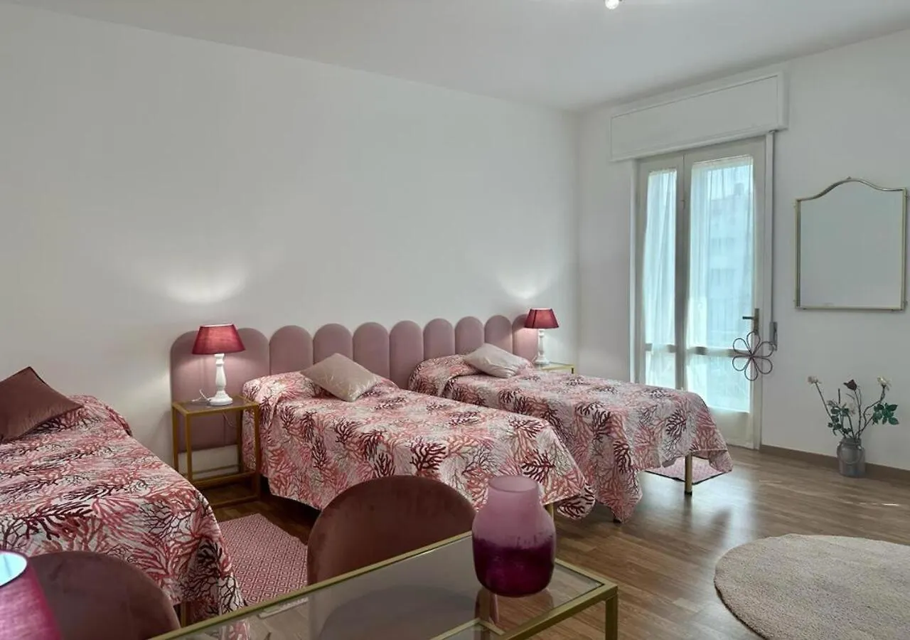 Comfort Accommodation Room Bergame 0*,  Italie
